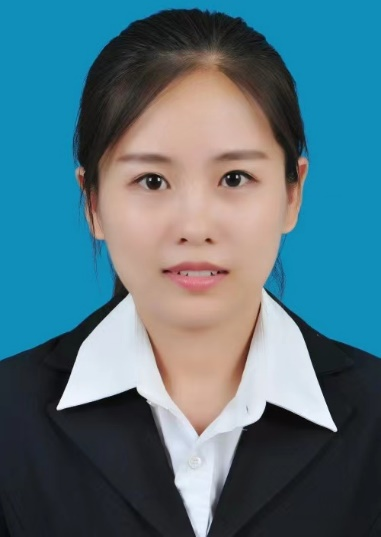万雪洁